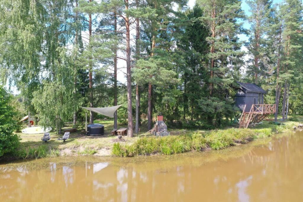 Dragon House In The Tree! Jacuzzi, Sauna ,Cinema,Heated Lici  Екстер'єр фото